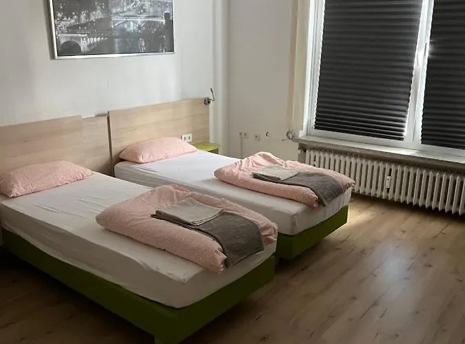 Waffel Cafe Monteurwohnung * Kassel